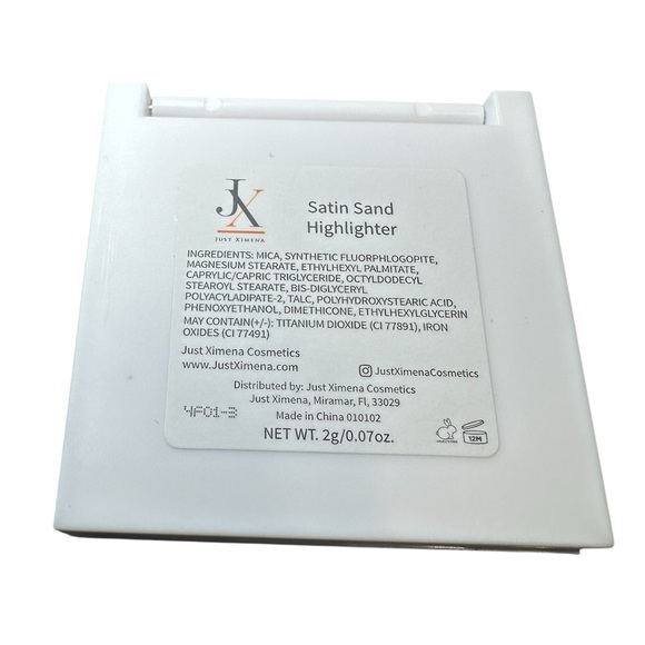 Just Ximena Deluxe Mini Highlighter in Satin Sand - Picture 3 of 3